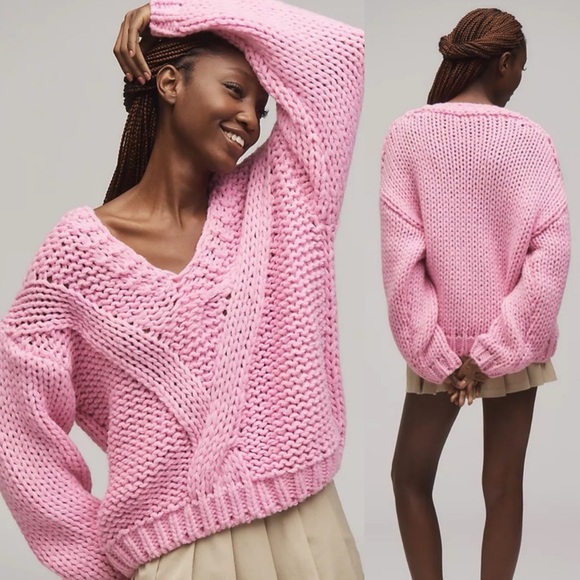 Anthropologie Sweaters - Anthropologie Pink V-Neck Sweater